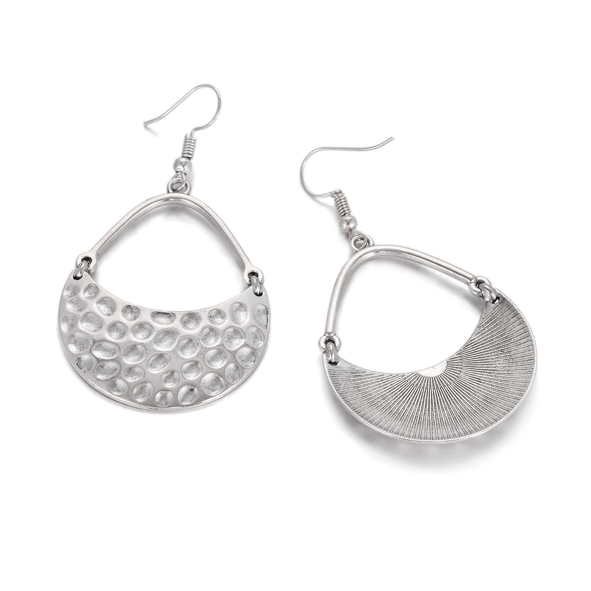 Ethnic Hammered Geometric Earr - Ethnic Indian Fashion recension och pris