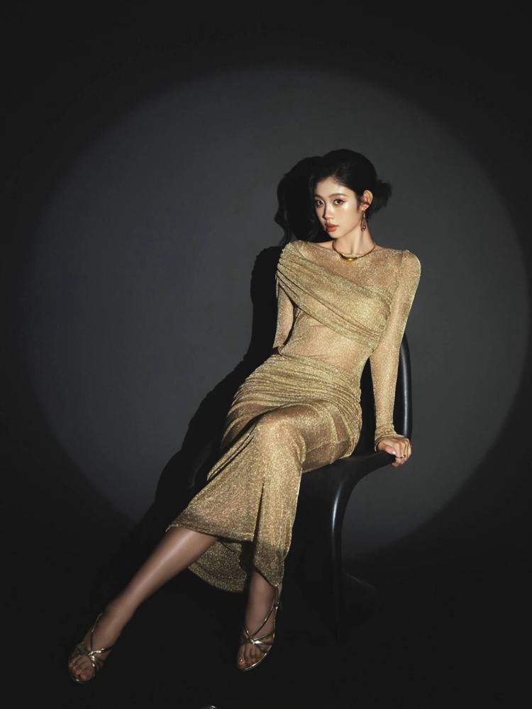 Personal Portrait Image Photo  - Ethnic Fashion Magazine recension och pris